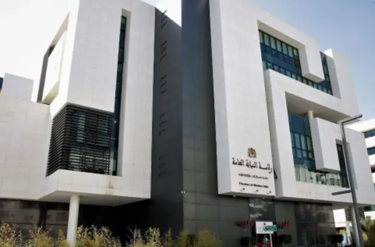 أعمال العنف والتخريب وإضرام النار ، أفعال إجرامية لا علاقة لها بحرية التعبير ، يعاقب عليها القانون الجنائي بعقوبات سجنية ثقيلة (مسؤول برئاسة النيابة العامة)