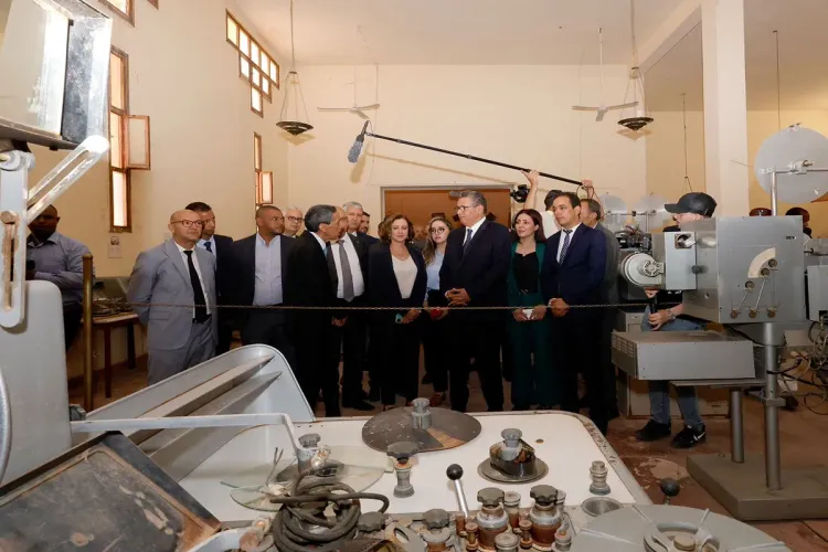 رئيس الحكومة يتفقد مشاريع اجتماعية واقتصادية ويشرف على توقيع اتفاقيات ذات بعد تنموي بورزازات