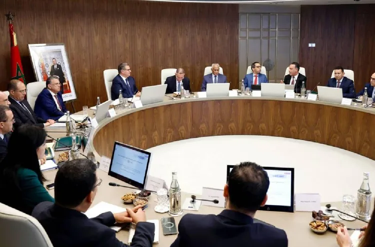 رئيس الحكومة يترأس اجتماعا لتتبع مخطط تنزيل القانون المتعلق بالعقوبات البديلة