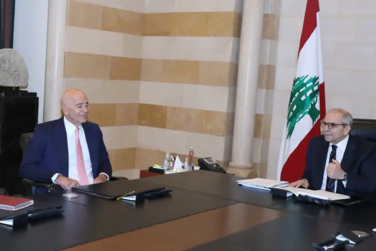 رئيس الوزراء اللبناني يبحث مع مسؤول أممي جهود إعادة الإعمار وبرنامج دعم النازحين