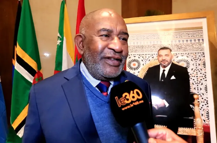 رئيس جزر القمر يجري تعديلا حكوميا