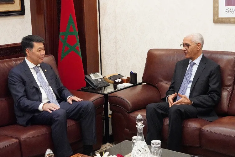 رئيس مجلس النواب يجري مباحثات مع المدير العام للمنظمة الإسلامية للأمن الغذائي