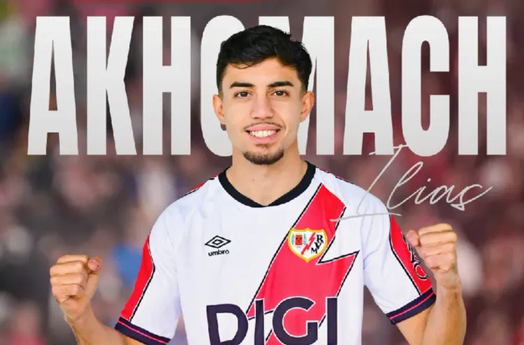 إلياس أخوماش ينتقل إلى رايو فايكانو على سبيل الإعارة