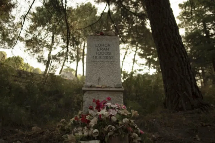 البحث عن رفات ضحايا الحرب الأهلية الاسبانية قبل حلول موعد الإنتخابات