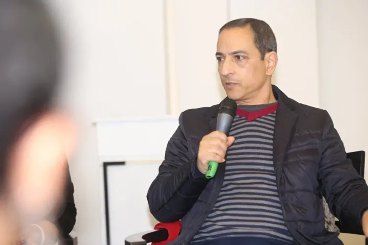 رواق عبلة اعبابو بالرباط يحتضن حفل توقيع كتاب راودني حلم ليوسف أمين العلمي