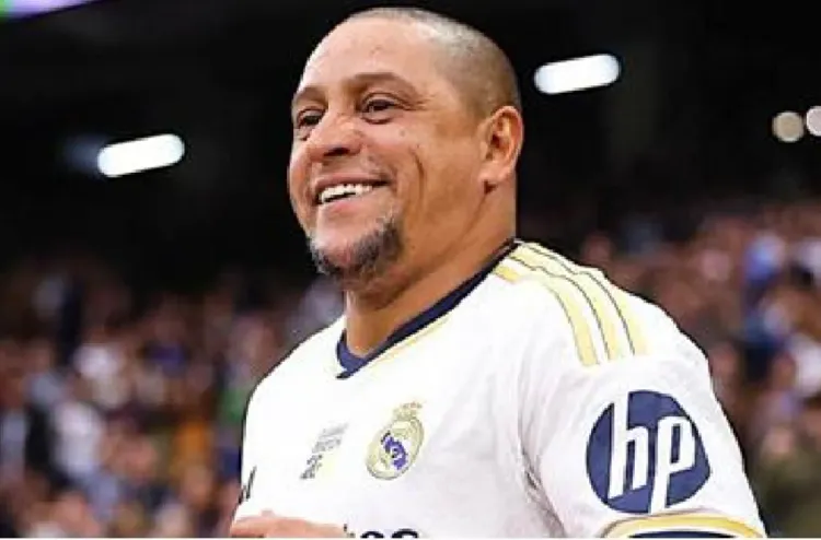 روبرتو كارلوس يخضع لجراحة عاجلة في القلب