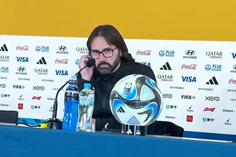 رينالد بيدروس: أتمنى أن تكون مباراة المغرب وكولومبيا بداية مغامرة جميلة