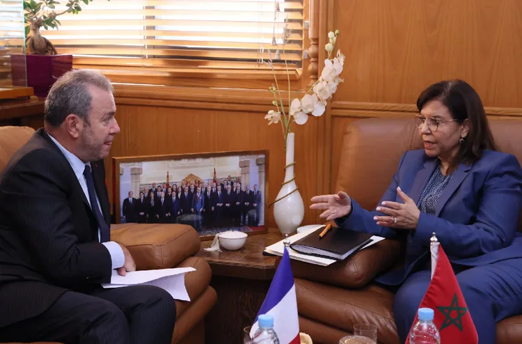 مشاورات تحضيرية لمؤتمر الأمم المتحدة الثالث للمحيطات.. السيدة الدريوش تجري مباحثات مع سفير فرنسا بالمغرب