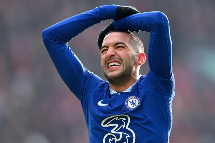 إنتقال حكيم زياش إلى باريس سان جيرمان يتعثر بسبب تأخر في إرسال الوثائق!