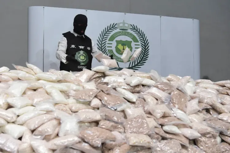 السعودية تحبط محاولة تهريب نحو 47 مليون قرص من مادة الإمفيتامين المخدر
