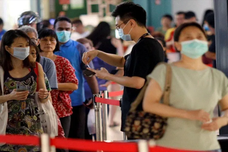 تخفيف قيود كورونا في سنغافورة اعتبارا من 25 فبراير الجاري