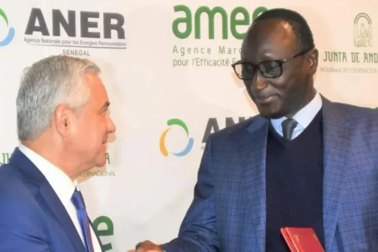 المملكة المغربية والسنغال يوقعان اتفاقية شراكة لتعزيز النجاعة الطاقية