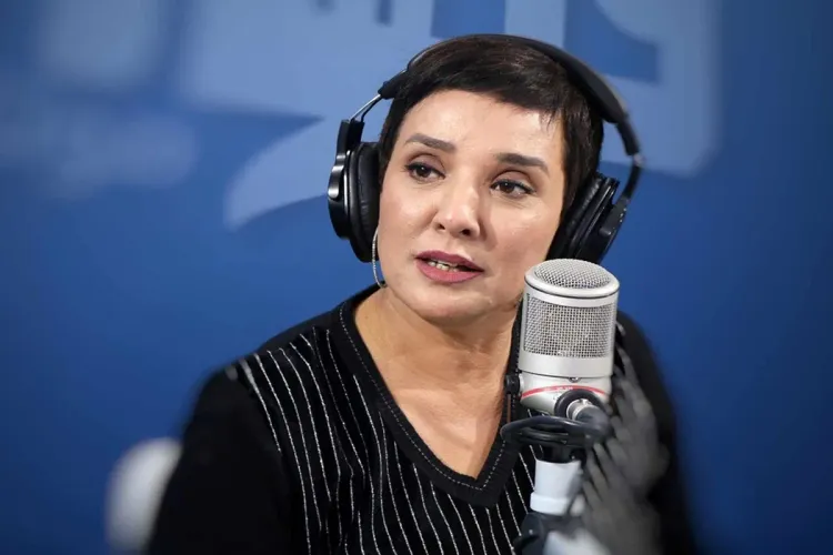 محكمة الإستئناف بتونس تقضي بسجن المحامية سنية الدهماني 8 أشهر على خلفية تصريحات حول ملف الهجرة