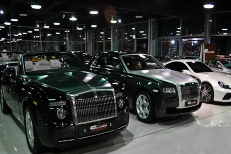 ارتفاع كبير في مبيعات السيارات الفاخرة رغم الأزمة الوبائية