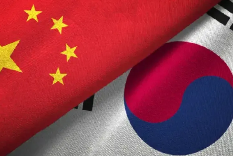 سيول وبكين تواصلان مفاوضاتهما لتوسيع نطاق اتفاقية التجارة الحرة