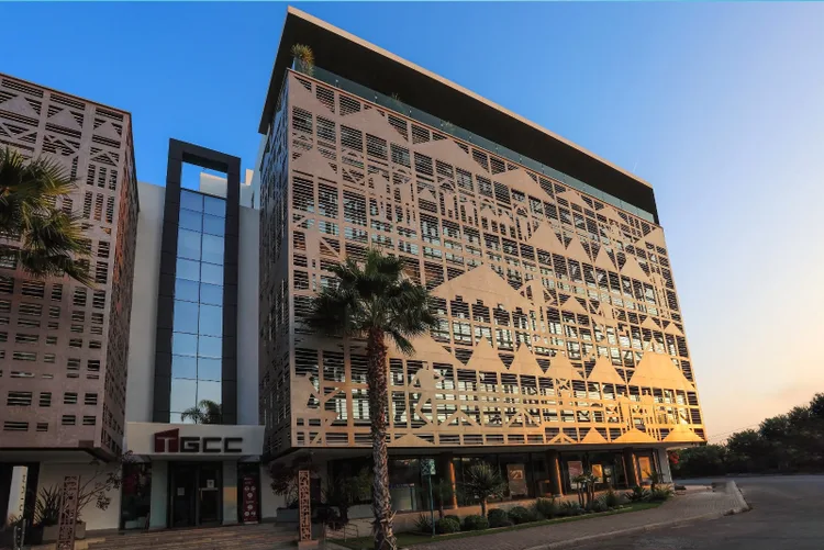 بورصة/إغلاق.. "شركة الأشغال العامة للبناء بالدار البيضاء" تتصدر قائمة القيم الأكثر تداولا