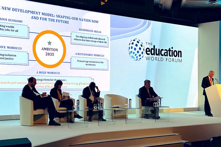 المنتدى العالمي للتربية 2022 : السيد شكيب بنموسى يستعرض نموذج تطوير وتجديد المدرسة العمومية بالمغرب