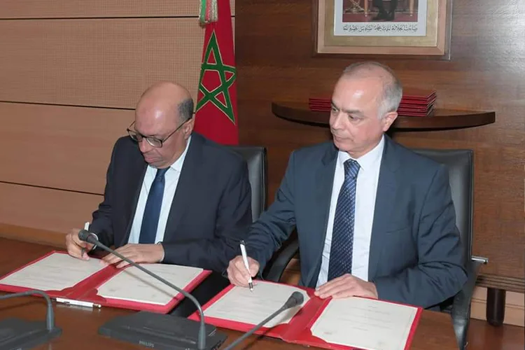 السيد شكيب بنموسى يوقع اتفاقيات شراكة مع المؤسسة المغربية للنهوض بالتعليم الأولي