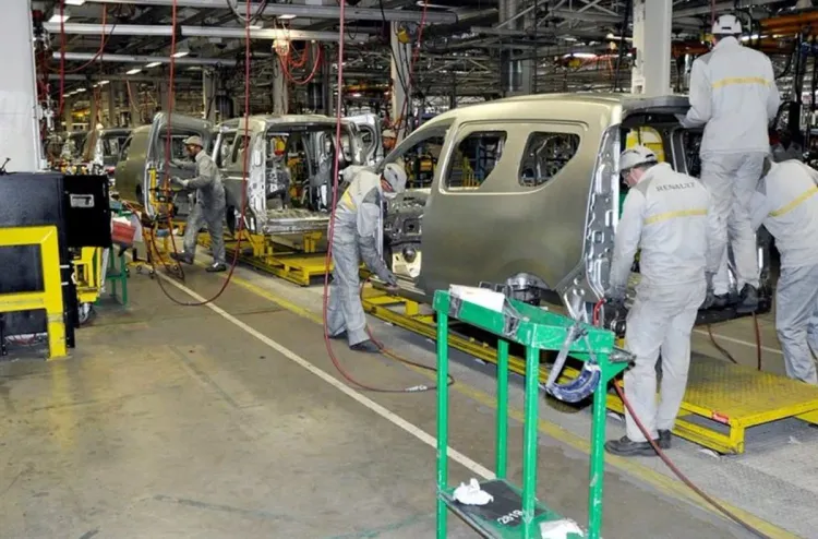 مكتب الصرف: ارتفاع صادرات قطاع السيارات إلى أزيد من 90,4 مليار درهم