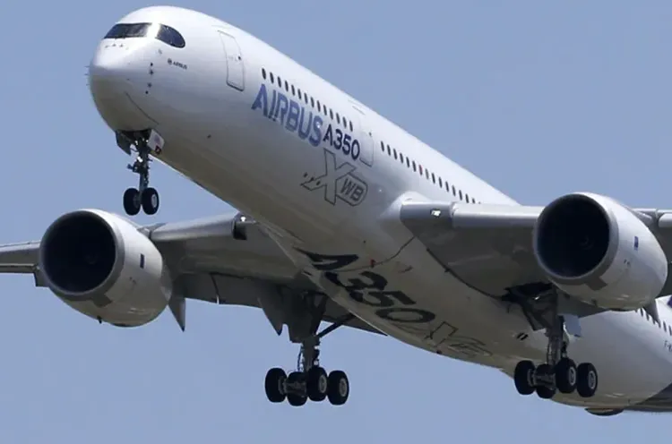 طيران الإمارات تتسلم في أكتوبر المقبل أول طائرة إيرباص إيه 350