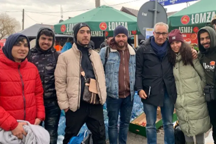 مغاربة أوكرانيا ...المغرب يستنفر سفاراته لمساعدة مواطنيه العالقين بأوكرانيا