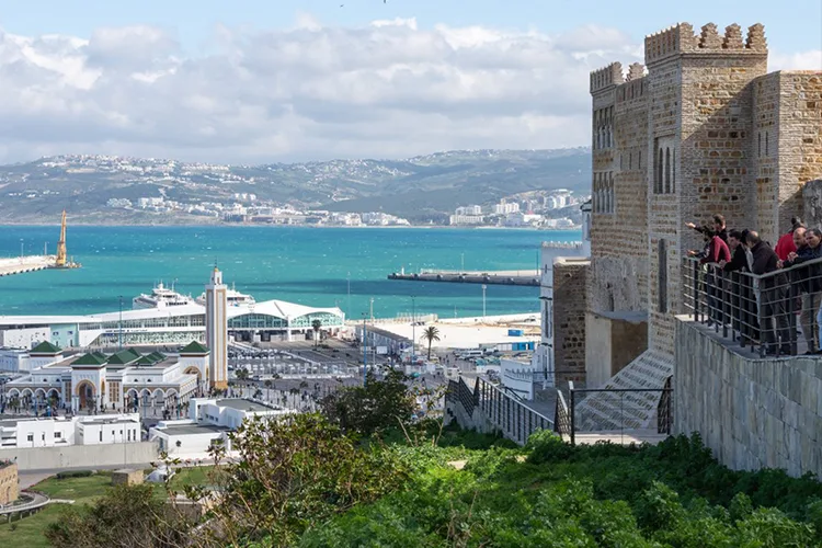 وفد استثماري أمريكي إسباني يزور طنجة للاطلاع على مناخ الأعمال والبنيات التحتية