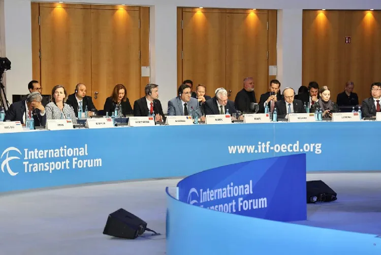 اختتام أشغال القمة الـ18 لمنتدى النقل الدولي بمدينة لايبزيغ