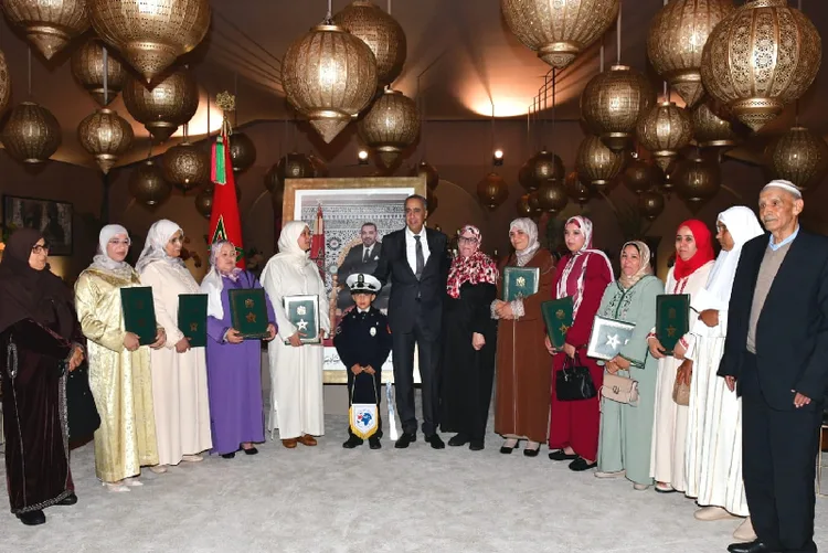 السيد حموشي يستقبل أرامل وآباء موظفي شرطة ممن وافتهم المنية خلال أداء الواجب المهني