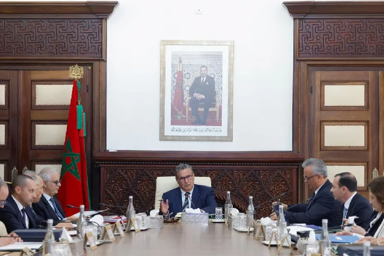 الدورة الثامنة للجنة الوطنية للاستثمارات.. المصادقة على 47 مشروعا بقيمة إجمالية تناهز 51 مليار درهم