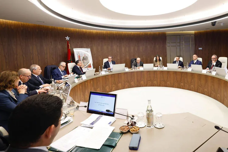 تعليم عالي.. اللجنة الوطنية لتتبع ومواكبة إصلاح منظومة التربية والتكوين والبحث العلمي تؤكد على ضرورة تسريع تنزيل المخطط التشريعي للقانون 51.17 (السيد الميداوي)