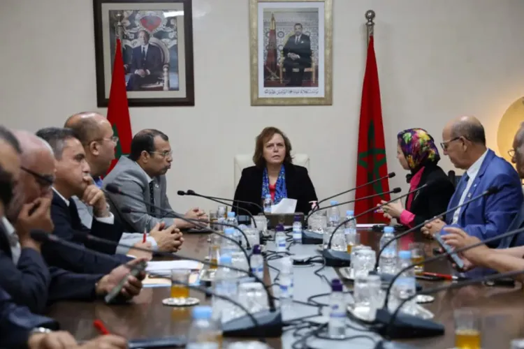 السيدة عواطف حيار تترأس ندوة حول التمكين والريادة في السياسات الأسرية