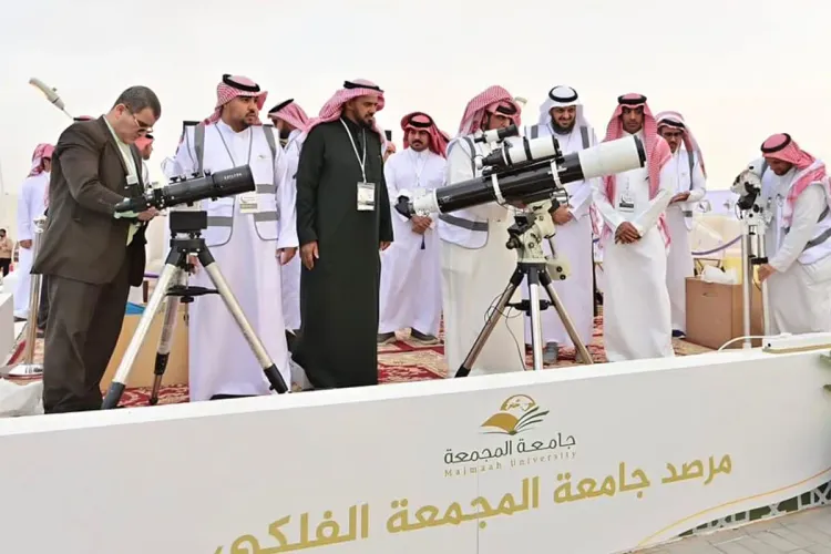 السعودية تعلن الأربعاء أول أيام عيد الفطر