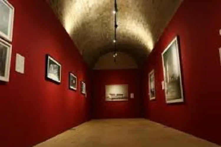 افتتاح معرض "رواة بصريون" الفني بالرباط