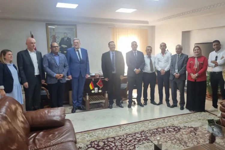 غرفة التجارة والصناعة والخدمات لجهة طنجة تنظم جلسة عمل مع مسؤولين ألمانيين