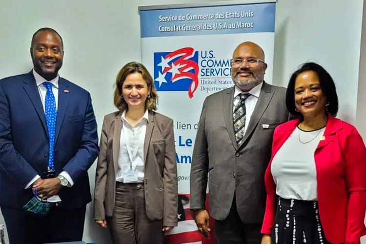 السيدة غيثة مزور تستقبل مسؤولين أمريكيين في مجال التجارة