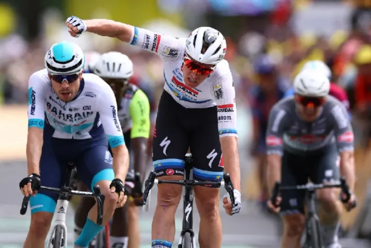 طواف فرنسا للدراجات الهوائية.. ميرلييه يفوز بالمرحلة التاسعة والقميص الأصفر يظل بحوزة بوغاتشار