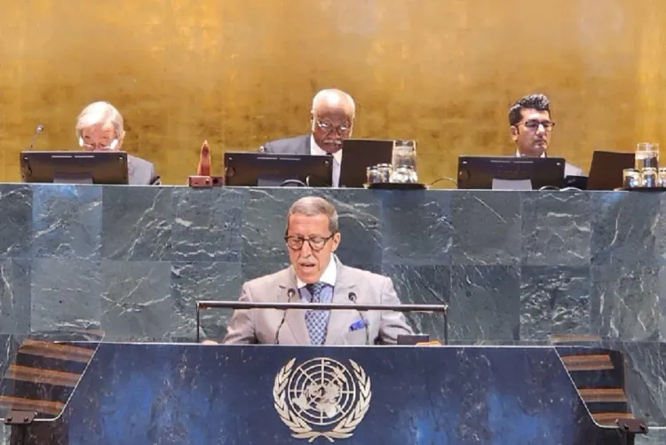 فرنسا.. السفارة والقنصليات العامة للمغرب تكرم الرعيل الأول من المهاجرين المغاربة