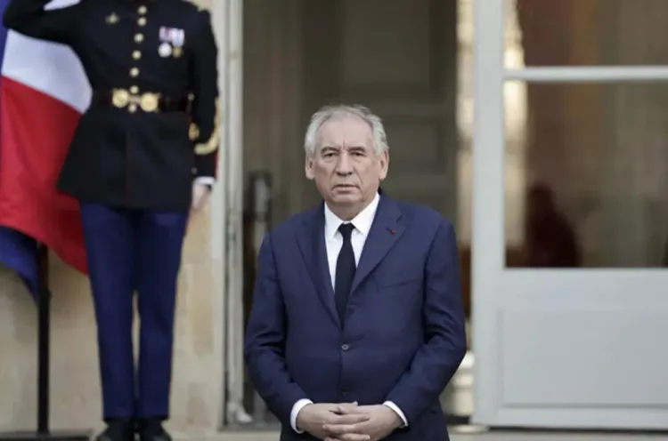 فرنسا.. الكشف عن تشكيلة الحكومة الجديدة