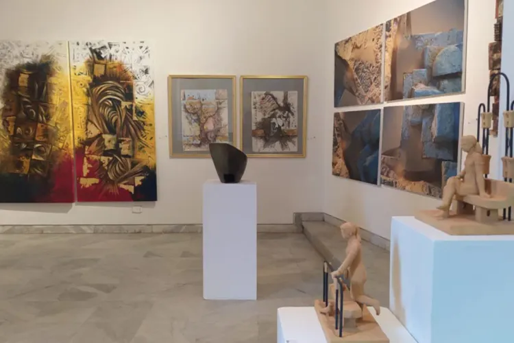 وزارة الشباب والثقافة تعلن فتح باب الترشح للجائزة الوطنية للفنون التشكيلية