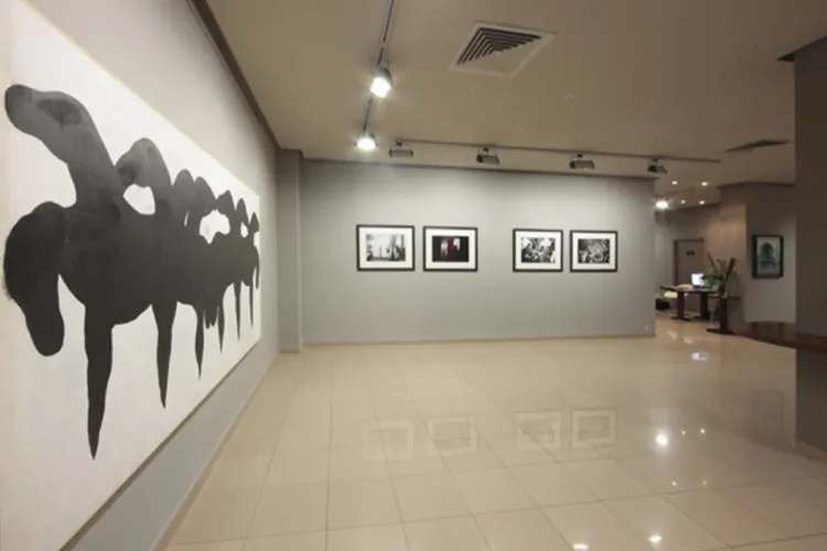 الدار البيضاء تحتضن معرض جماعي برواق شارت