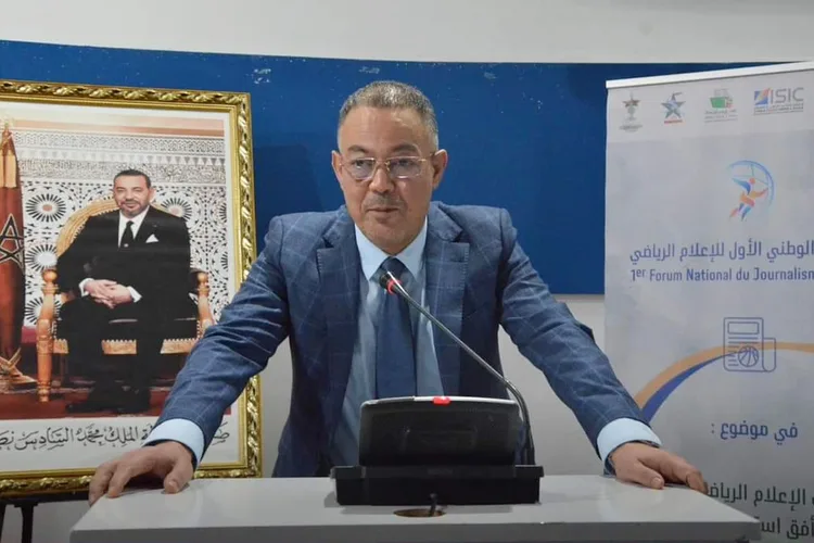 السيد لقجع: دور الصحافيين الرياضيين محوري في إنجاح تنظيم نهائيات كأس العالم 2030