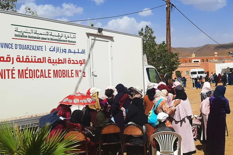 قافلة طبية لفائدة المتضررين من الزلزال بجماعة خزامة إقليم ورزازات