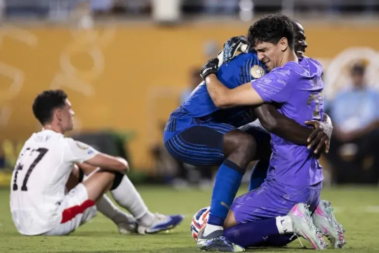 ياسين بونو قدم أداء "ملحميا بكل المقاييس" في كأس العالم لأندية كرة القدم (صحيفة تونسية)