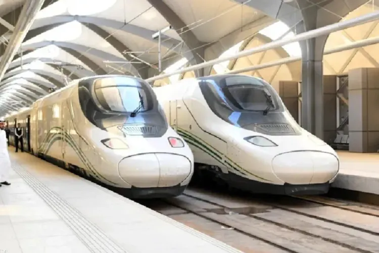 قطار الحرمين .. 140 رحلة يوميا لنقل أكثر من مليوني حاج