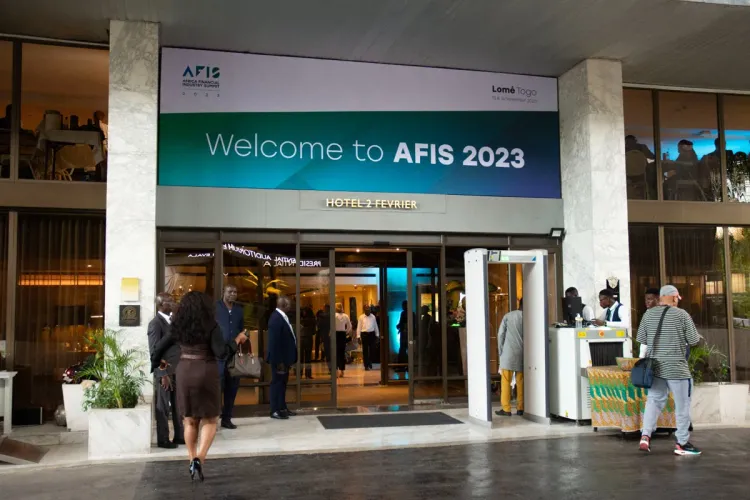 المغرب يشارك في القمة الإفريقية الثالثة للصناعات المالية في لومي