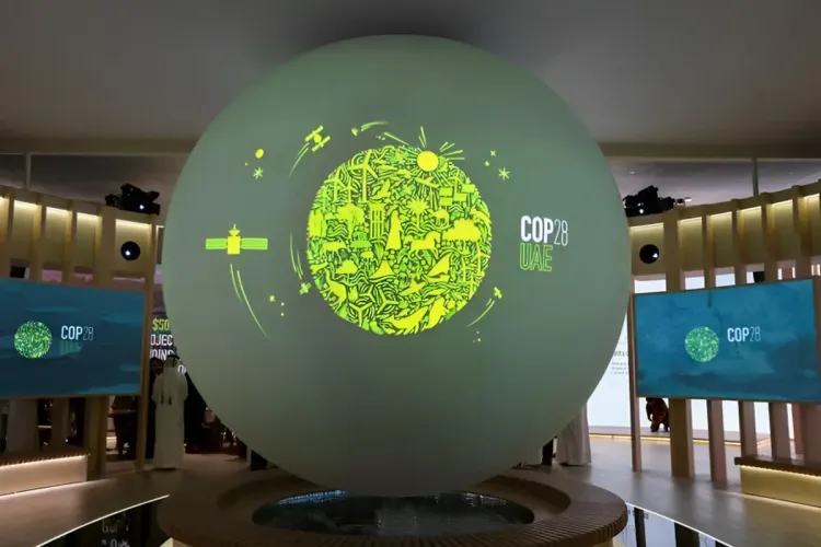 قمة المناخ 2023: دول العالم تجتمع في دبي لإنقاذ كوكب تزيده احتباسا معدلات الحرارة المرتفعة