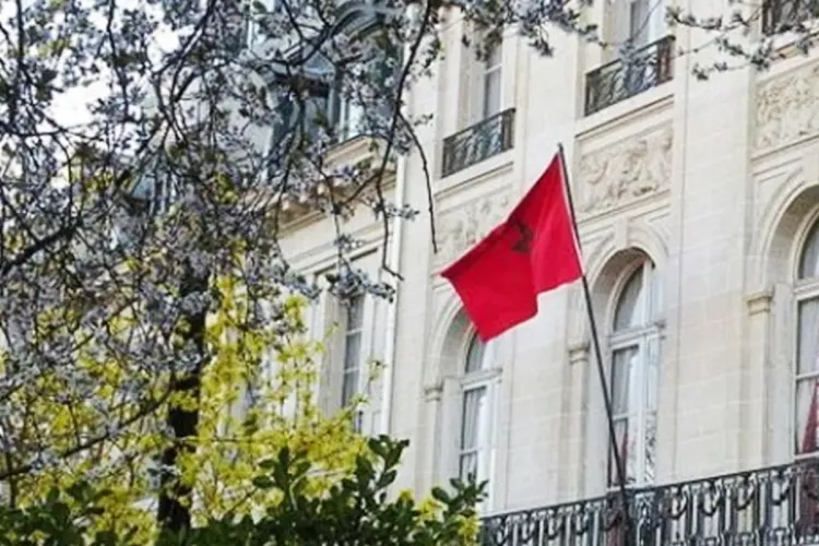 القنصلية المغربية بليون : تنظيم قنصلية متنقلة لفائدة أفراد الجالية المغربية بSaint Etienne