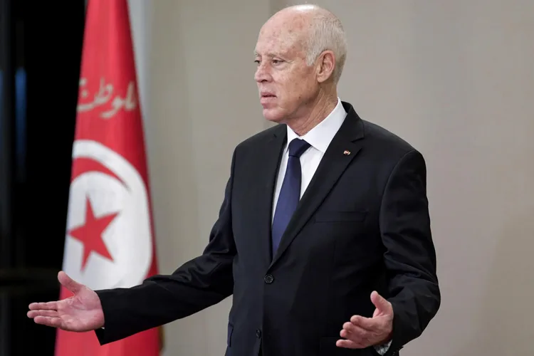 قيس سعيد يرفض إملاءات صندوق النقد الدولي