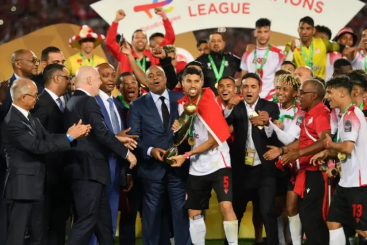 الكاف يرفع من قيمة الجوائز المالية للعصبة والكونفدرالية الإفريقية