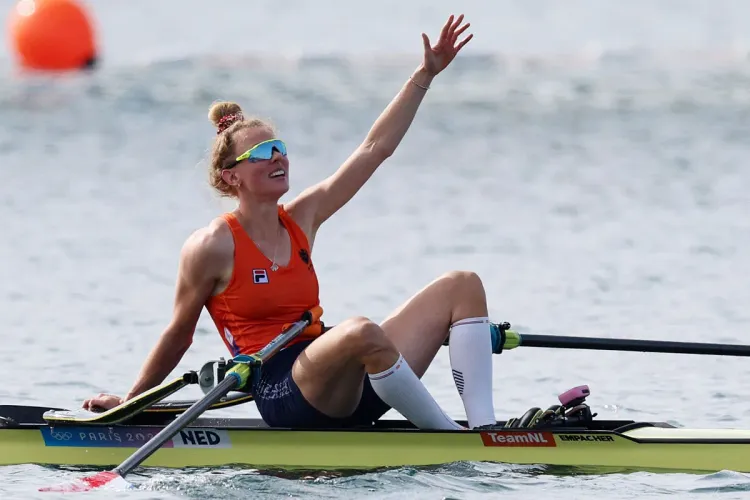 أولمبياد باريس 2024: الهولندية فلورين تحرز ذهبية الفردي في التجديف